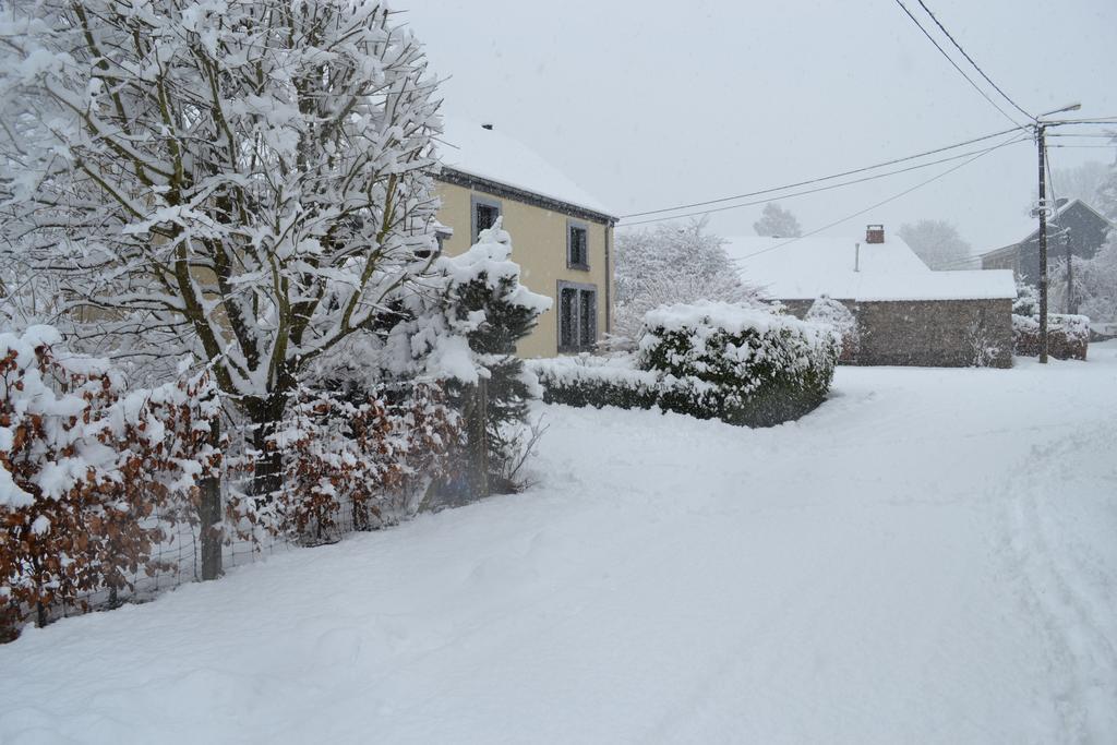 Gite La Clef Des Champs Libin Exterior foto